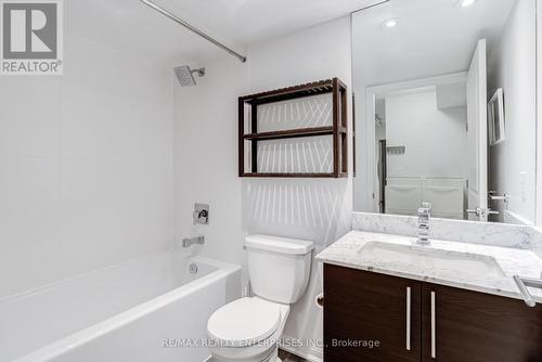 1730 - 38 Grand Magazine Street, Toronto, ON - Indoor Photo Showing Bathroom