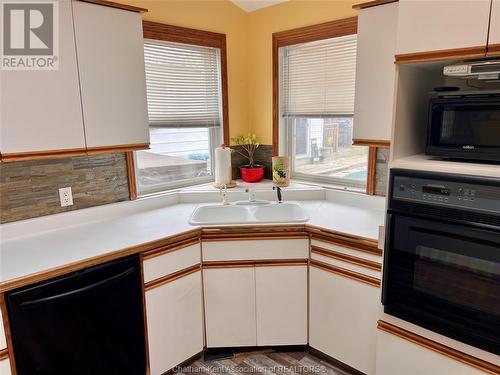 12 Lumley Street, Blenheim, ON - Indoor Photo Showing Kitchen