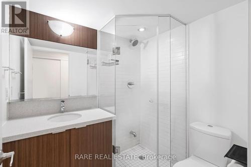 621 - 21 Widmer Street, Toronto, ON - Indoor Photo Showing Bathroom