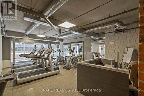 621 - 21 Widmer Street, Toronto, ON - Indoor Photo Showing Gym Room