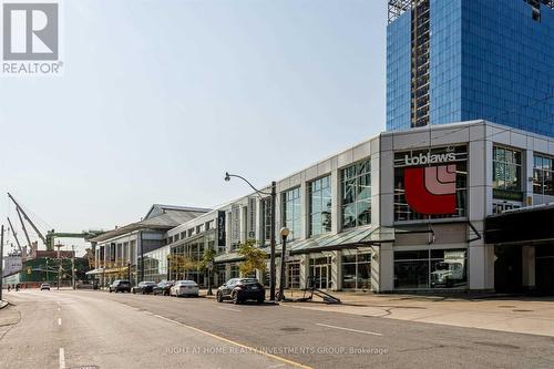 810 - 20 Richardson Street, Toronto, ON - Outdoor