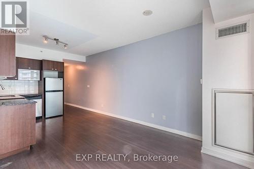 1410 - 69 Lynn Williams Street, Toronto, ON - Indoor Photo Showing Kitchen