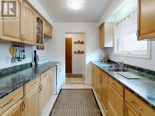 5193 Aurora Road, Whitchurch-Stouffville, ON - Indoor Photo Showing Kitchen With Double Sink