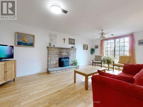 5193 Aurora Road, Whitchurch-Stouffville, ON - Indoor Photo Showing Living Room With Fireplace