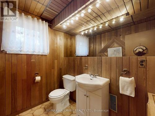 5193 Aurora Road, Whitchurch-Stouffville, ON - Indoor Photo Showing Bathroom