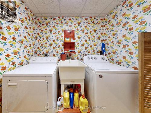 5193 Aurora Road, Whitchurch-Stouffville, ON - Indoor Photo Showing Laundry Room