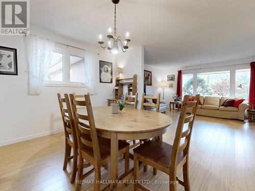 5193 Aurora Road, Whitchurch-Stouffville, ON - Indoor Photo Showing Dining Room