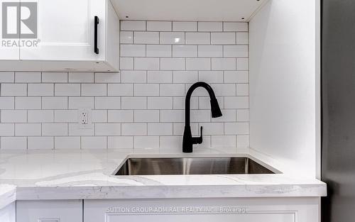 1 - 167 Collier Street, Barrie, ON - Indoor Photo Showing Kitchen