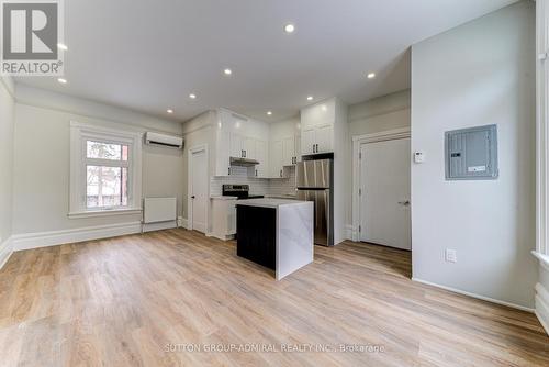 1 - 167 Collier Street, Barrie, ON - Indoor Photo Showing Kitchen