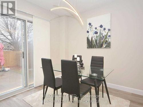 2024 Blue Jay Boulevard, Oakville, ON - Indoor Photo Showing Dining Room