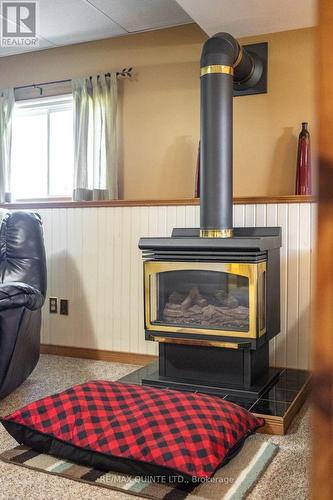 16 Harbourview Crescent, Prince Edward County (Wellington), ON - Indoor With Fireplace