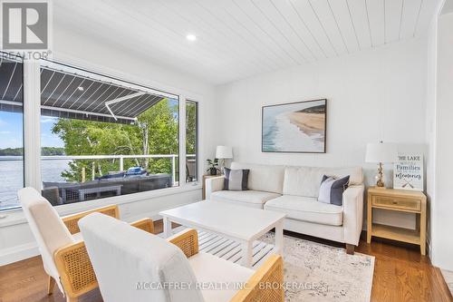 80 Neville Point Road, Stone Mills, ON - Indoor Photo Showing Living Room