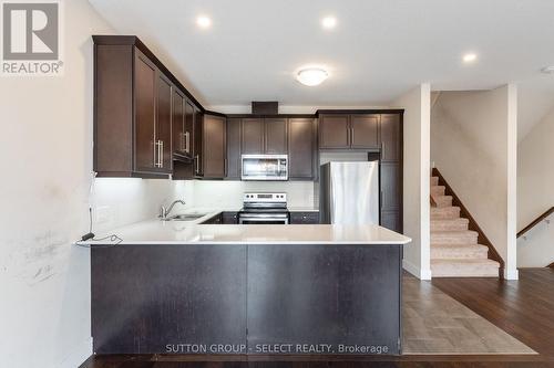 161 - 1960 Dalmagarry Road, London, ON - Indoor Photo Showing Kitchen