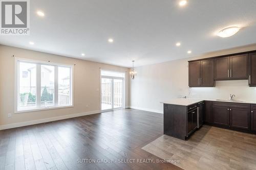 161 - 1960 Dalmagarry Road, London, ON - Indoor Photo Showing Kitchen