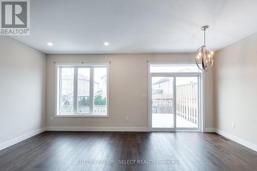 161 - 1960 Dalmagarry Road, London, ON - Indoor Photo Showing Other Room