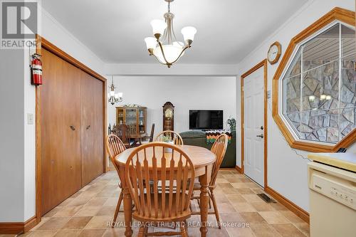 9580 Sinclair Drive, Middlesex Centre, ON - Indoor Photo Showing Dining Room