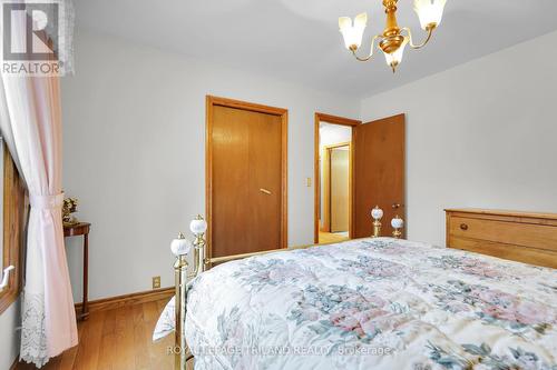 9580 Sinclair Drive, Middlesex Centre, ON - Indoor Photo Showing Bedroom