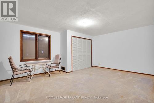 9580 Sinclair Drive, Middlesex Centre, ON - Indoor Photo Showing Other Room