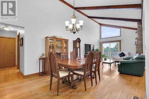 9580 Sinclair Drive, Middlesex Centre, ON - Indoor Photo Showing Dining Room