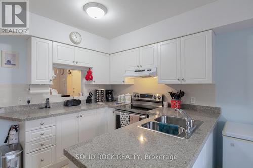 2 - 130 Briargate, Ottawa, ON - Indoor Photo Showing Kitchen With Double Sink