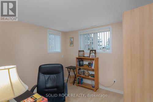 2 - 130 Briargate, Ottawa, ON - Indoor