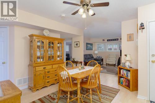 2 - 130 Briargate, Ottawa, ON - Indoor Photo Showing Dining Room