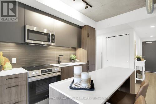 415 - 10 James Street, Ottawa, ON - Indoor Photo Showing Kitchen With Upgraded Kitchen