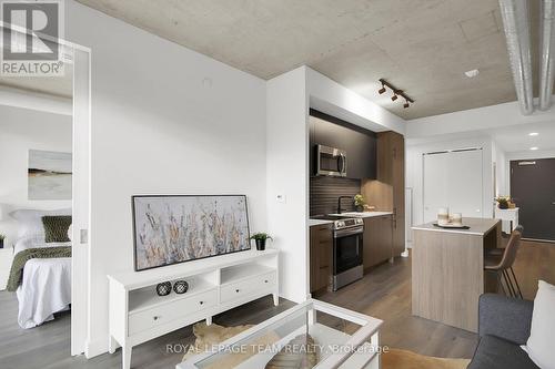 415 - 10 James Street, Ottawa, ON - Indoor Photo Showing Kitchen