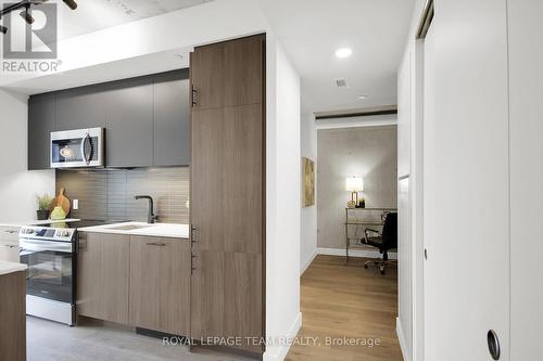 415 - 10 James Street, Ottawa, ON - Indoor Photo Showing Kitchen