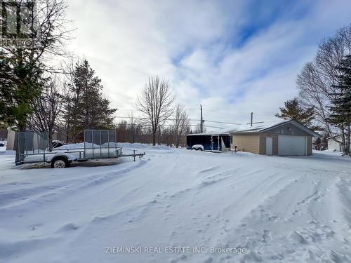 639 Majestic Street, Iroquois Falls, ON - Outdoor