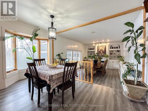 639 Majestic Street, Iroquois Falls, ON - Indoor Photo Showing Dining Room