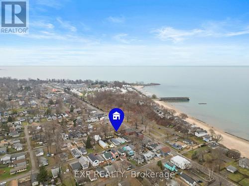 413 Elmwood Avenue, Fort Erie (337 - Crystal Beach), ON - Outdoor With Body Of Water With View