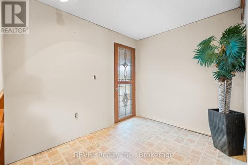 1 Prince Edward Drive, St. Catharines (443 - Lakeport), ON - Indoor Photo Showing Other Room