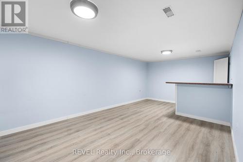 1 Prince Edward Drive, St. Catharines (443 - Lakeport), ON - Indoor Photo Showing Other Room