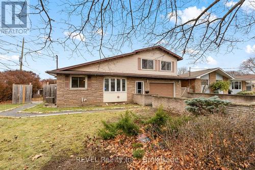 1 Prince Edward Drive, St. Catharines (443 - Lakeport), ON - Outdoor