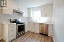 27 Barton Street, St. Catharines (453 - Grapeview), ON  - Indoor Photo Showing Kitchen 