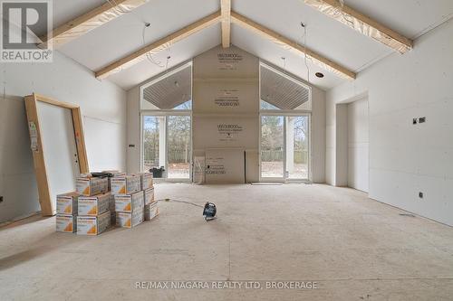 7 Circle Street, Niagara-On-The-Lake (101 - Town), ON - Indoor Photo Showing Other Room