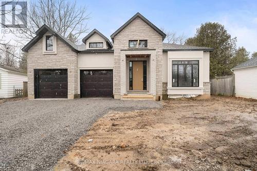 7 Circle Street, Niagara-On-The-Lake (101 - Town), ON - Outdoor With Facade