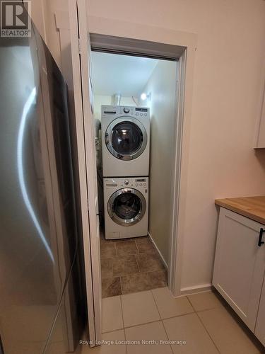 11 - 15 Dawson Drive, Collingwood, ON - Indoor Photo Showing Laundry Room