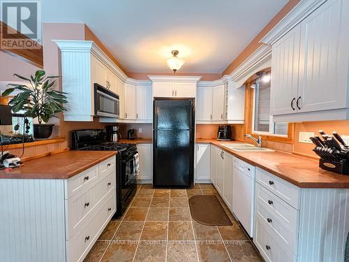 74 Carling Bay Road W, Carling, ON - Indoor Photo Showing Kitchen With Double Sink