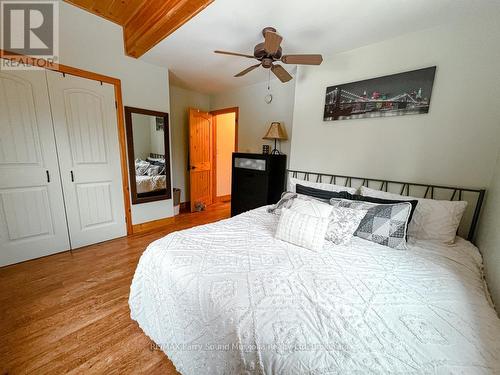 74 Carling Bay Road W, Carling, ON - Indoor Photo Showing Bedroom