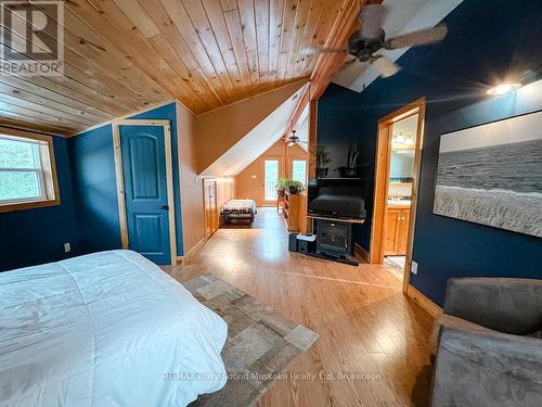 74 Carling Bay Road W, Carling, ON - Indoor Photo Showing Bedroom