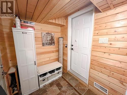 74 Carling Bay Road W, Carling, ON - Indoor Photo Showing Other Room