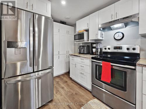 190 Pebble Beach Parkway, Lambton Shores (Grand Bend), ON - Indoor Photo Showing Kitchen With Upgraded Kitchen