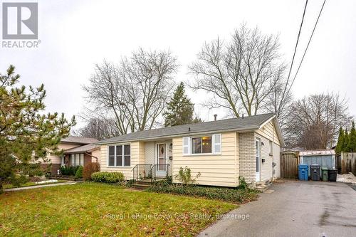 98 Glenburnie Drive, Guelph (Grange Hill East), ON - Outdoor With Facade