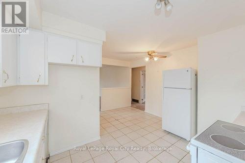 98 Glenburnie Drive, Guelph (Grange Hill East), ON - Indoor Photo Showing Kitchen