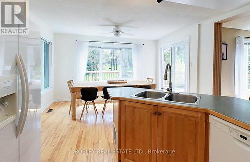 136 Maple Lane, Blue Mountains, ON - Indoor Photo Showing Kitchen With Double Sink