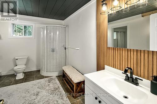 136 Maple Lane, Blue Mountains, ON - Indoor Photo Showing Bathroom