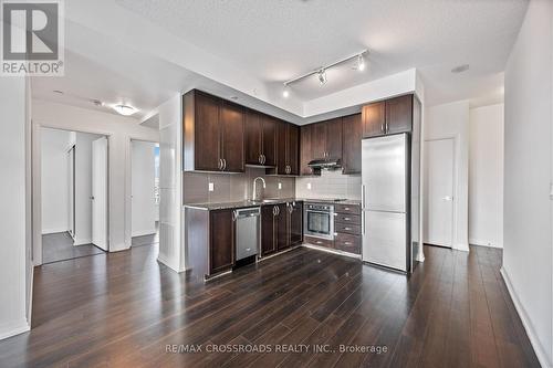 708 - 55 Ann O'Reilly Road, Toronto, ON - Indoor Photo Showing Kitchen With Stainless Steel Kitchen