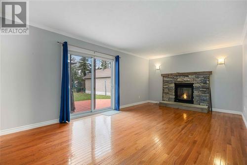 1547 Randy Road, Sarnia, ON - Indoor Photo Showing Living Room With Fireplace